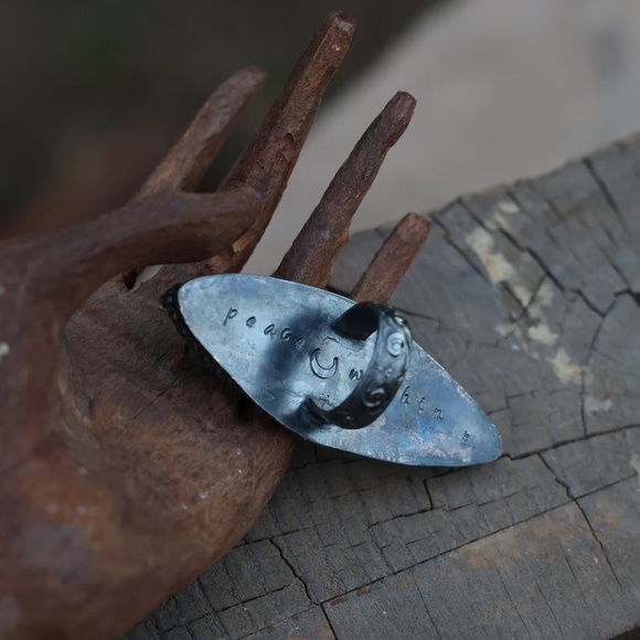 🦋Handmade Vintage STYLE Labradorite Statement Bohemian Ring🦋 - Picture 3 of 5